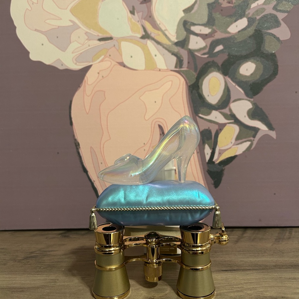 Cinderella Disney Princess by Bath & Body Works Wallflower Plug-In Light